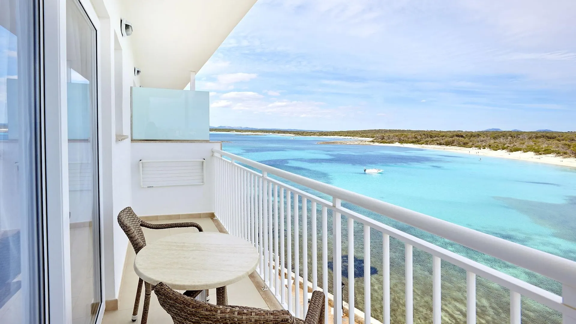 Universal Hotel Marques Colonia de Sant Jordi 4*,