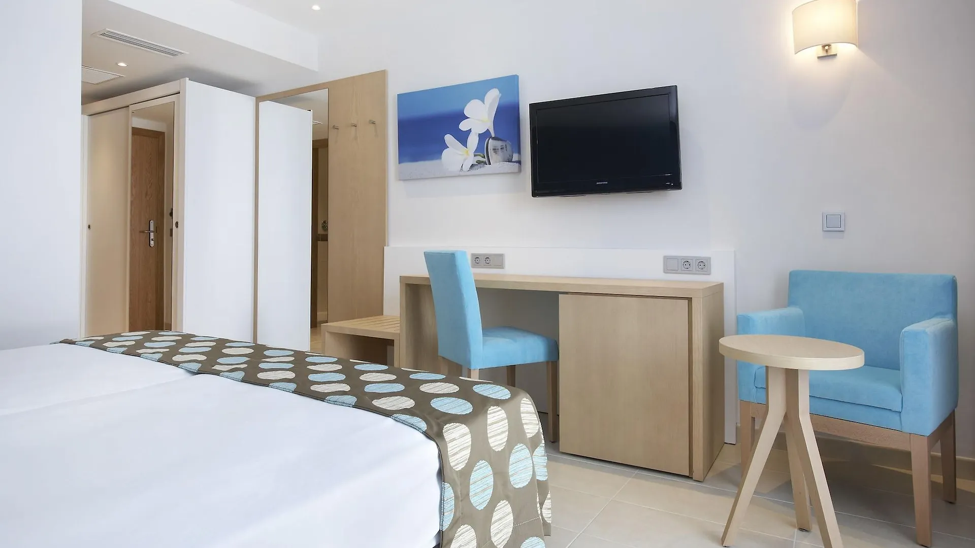 ****  Universal Hotel Marques Colonia de Sant Jordi Spain
