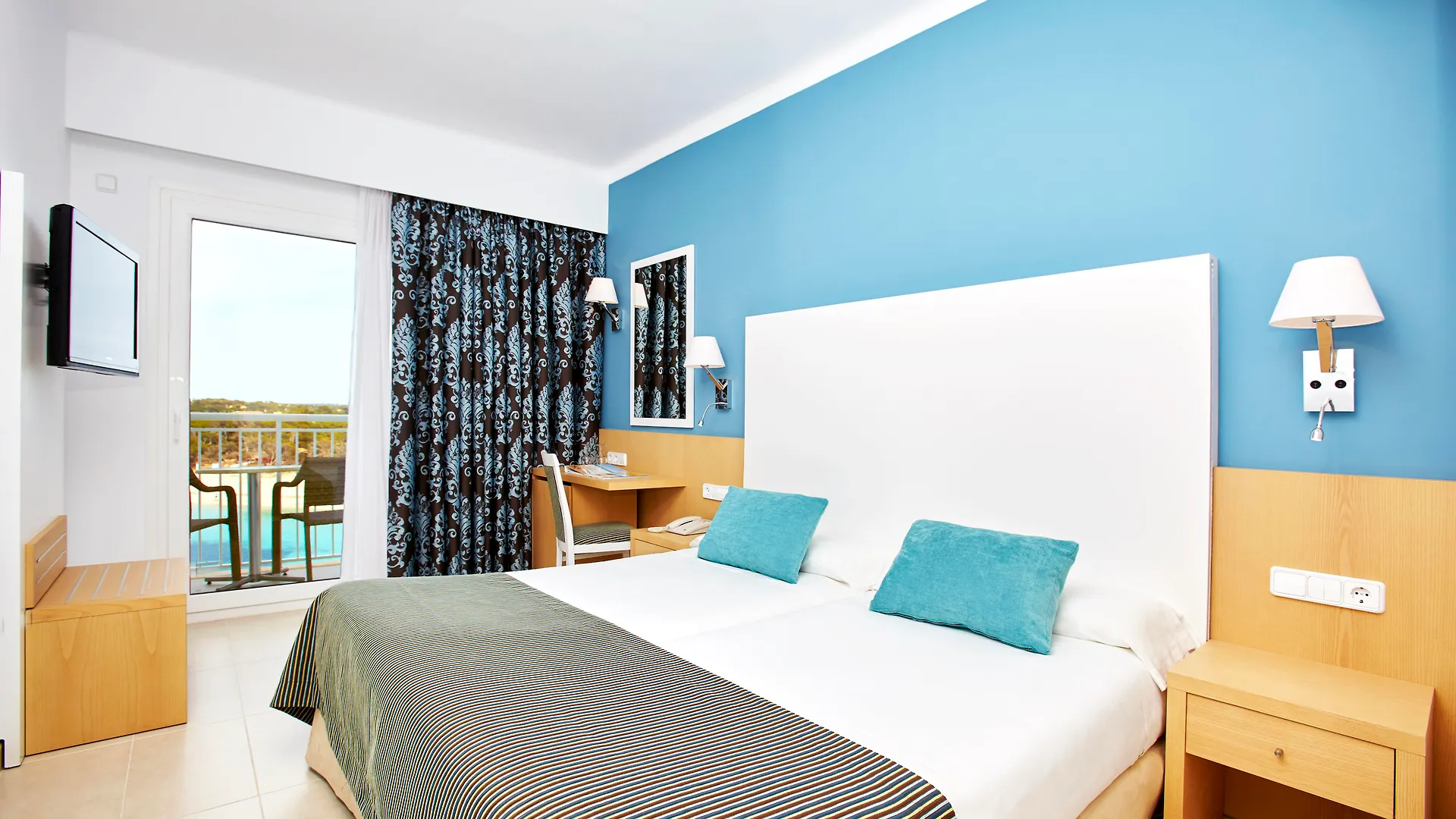 Universal Hotel Marques Colonia de Sant Jordi 4*,  Spain