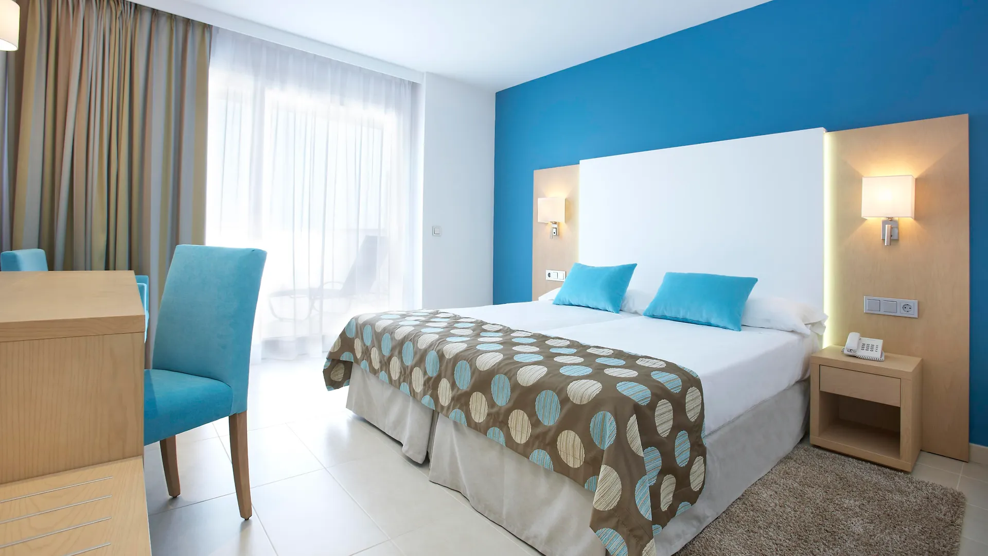 Universal Hotel Marques Colonia de Sant Jordi 4*,